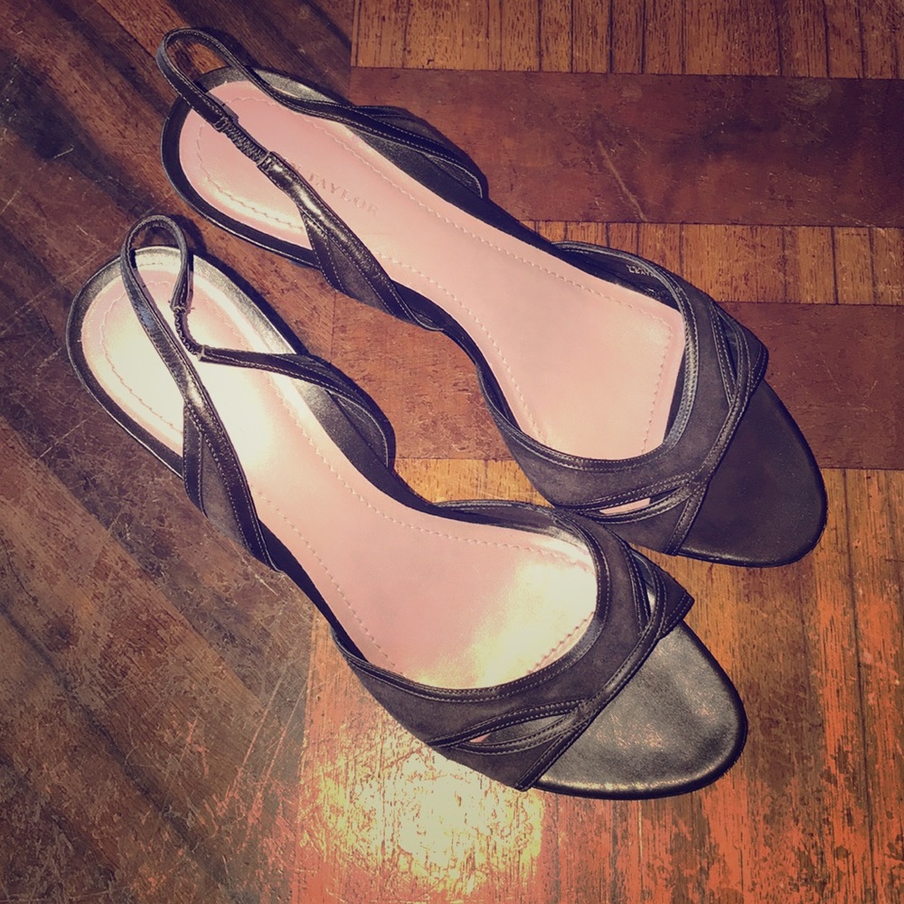 Brown heels with suede sz 10